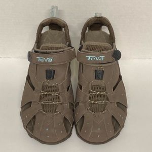 Ladies Teva Leather Upper Size 8. EUC